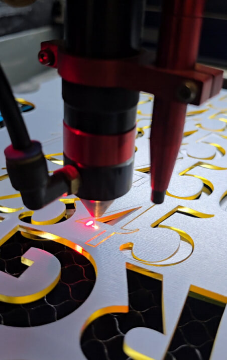 Elemente pentru ceasuri din rășină - cifre și indici debitați laser