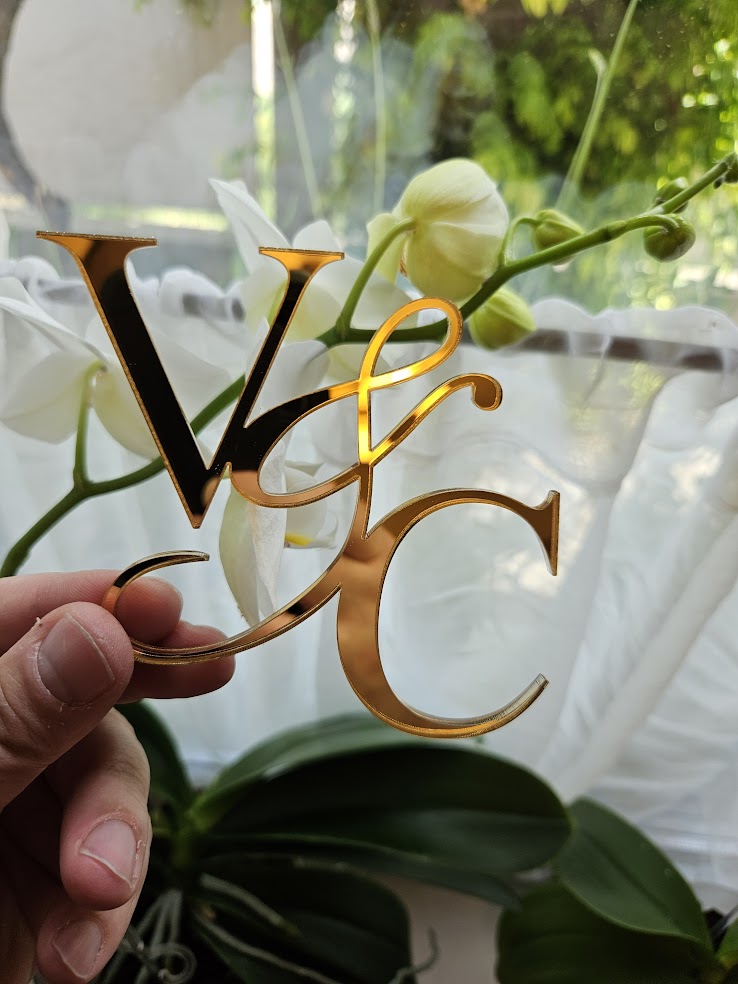 Topper personalizat pentru tort din plexiglas oglindă auriu